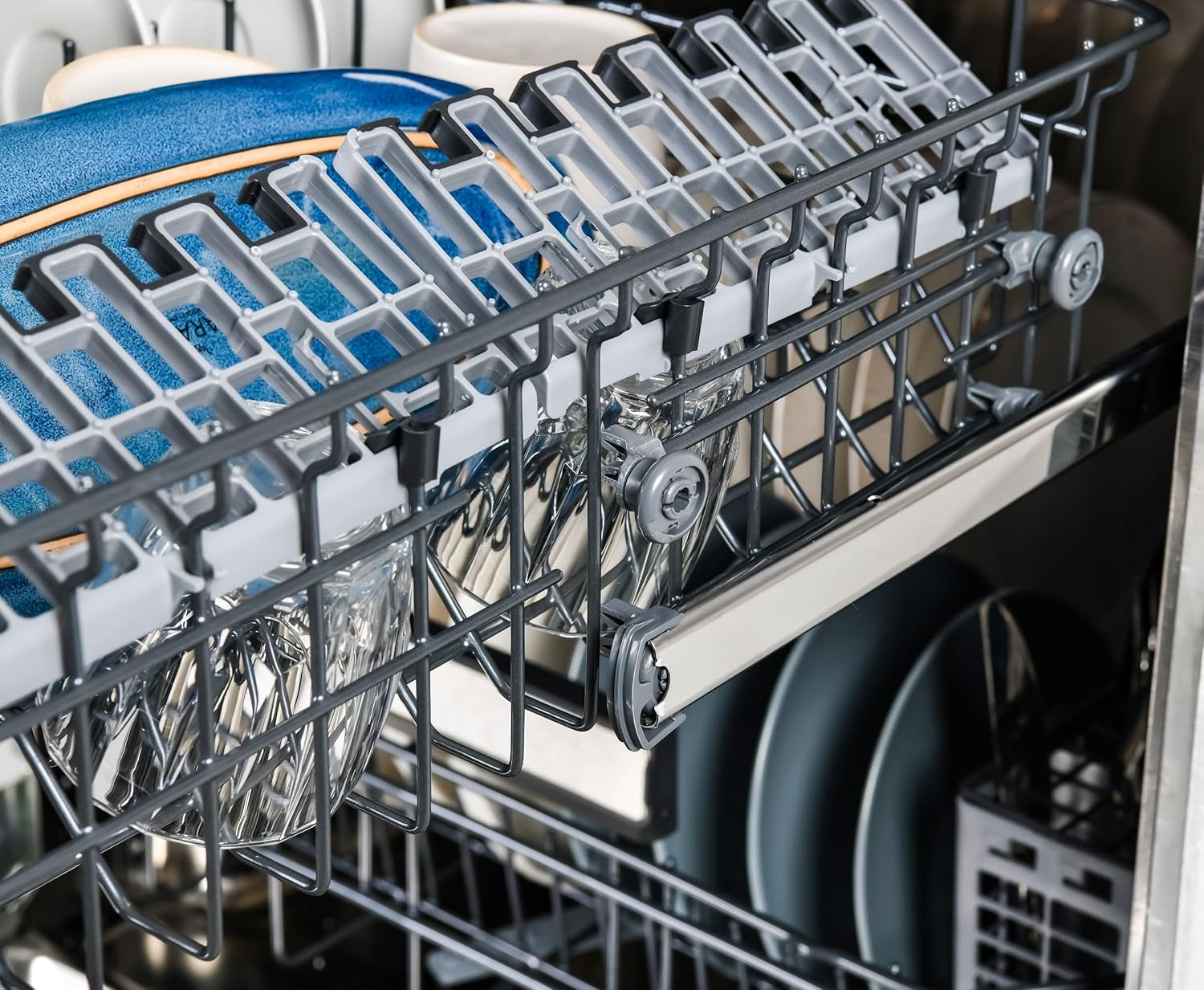 24" Built-In Stainless Steel Tub Dishwasher with Easyflex 3Rd Rack, Smartwash, Ultrawash Plus, Turbodry, Adjustable Rack, Energy Star Certified, Fingerprint Resistant Stainless Steel