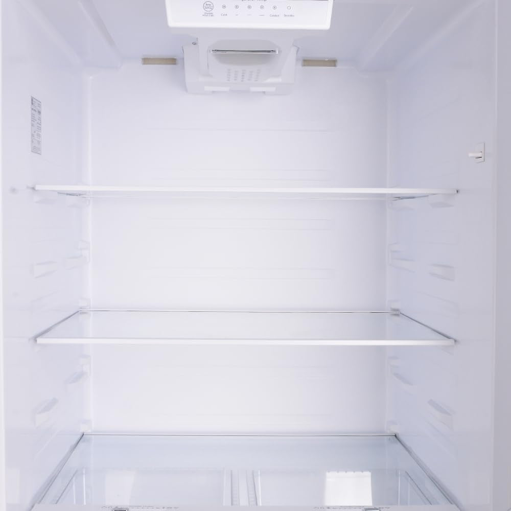 30 In. 18.2 Cu. Ft. Capacity Refrigerator/Freezer with Adjustable Glass Shelving, Humidity Control Crispers, Gallon Door Bins, ENERGY STAR Certified, Black