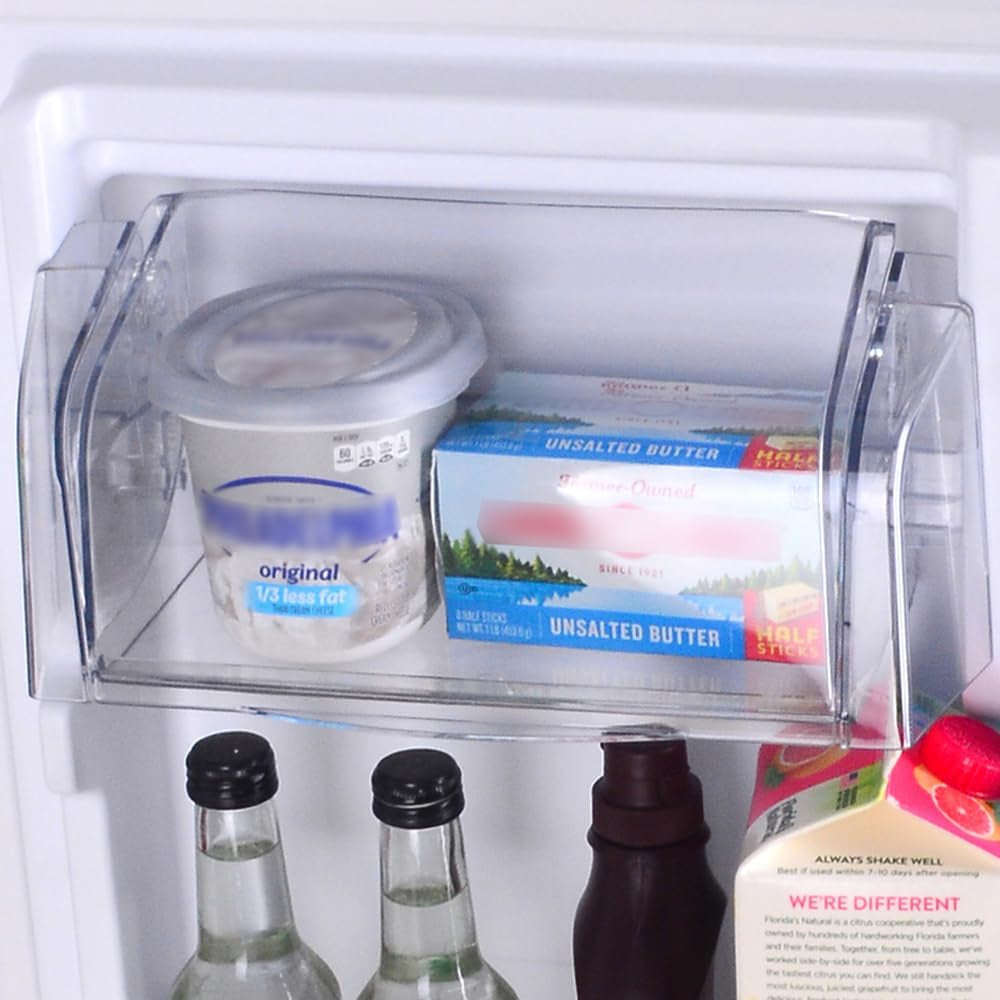 33 In. 20.4 Cu. Ft Capacity Refrigerator/Freezer with Full-Width Adjustable Glass Shelving, Humidity Control Crispers, Ice Maker, ENERGY STAR Certified, Fingerprint Resistant Stainless Steel